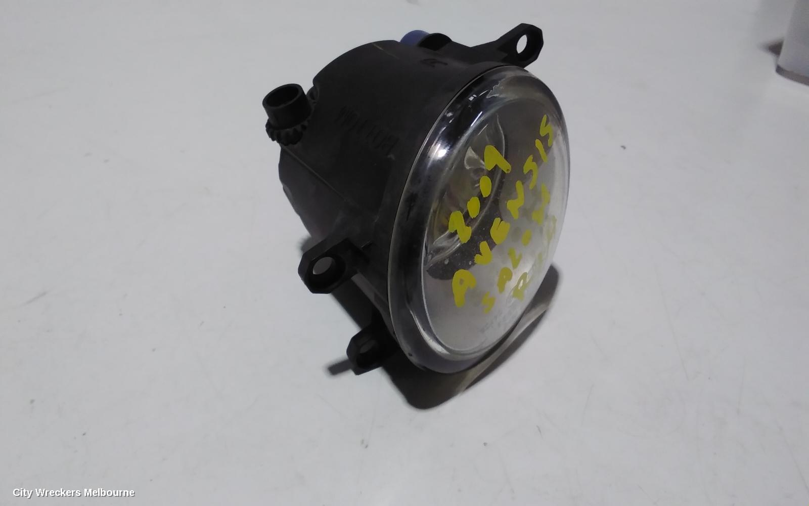 TOYOTA AVENSIS RIGHT INDICATOR/FOG/SIDE, BUMPER FOGLAMP, ACM21R, 12/2003 - 12/2010