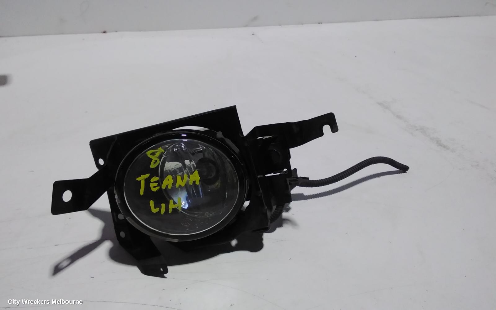 NISSAN MAXIMA LEFT INDICATOR/FOG/SIDE, BUMPER FOGLAMP, J31, 12/2005 - 05/2009