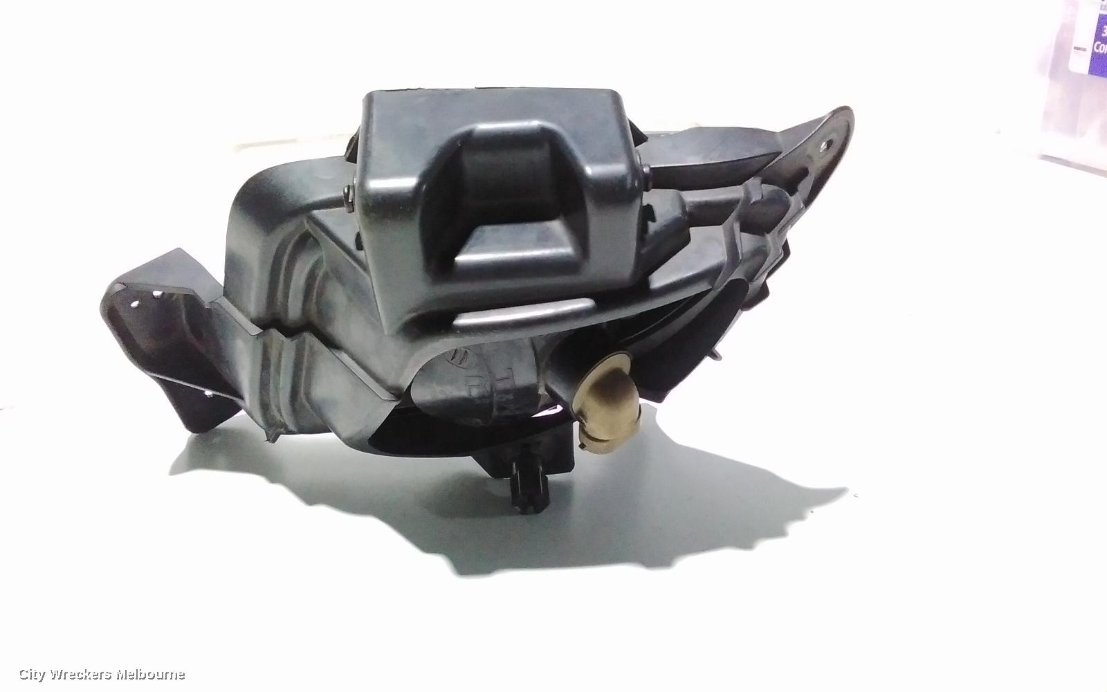 HYUNDAI I30 RIGHT INDICATOR/FOG/SIDE, BUMPER FOGLAMP, FD, 09/2007 - 04/2012