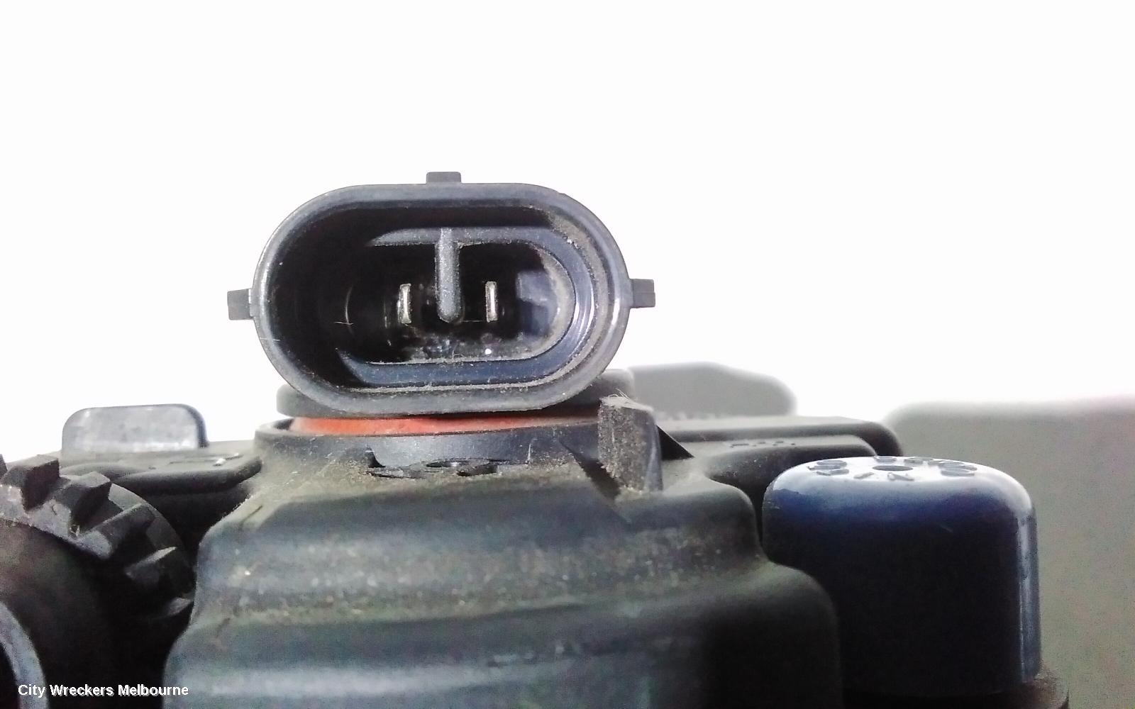 TOYOTA RAV4 RIGHT INDICATOR/FOG/SIDE, BUMPER FOGLAMP, ACA33, 11/2005 - 11/2012