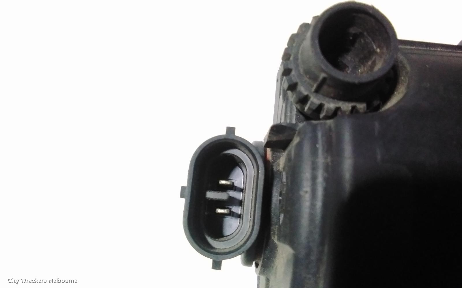 TOYOTA RAV4 LEFT INDICATOR/FOG/SIDE, BUMPER FOGLAMP, ACA33, 11/2005 - 11/2012