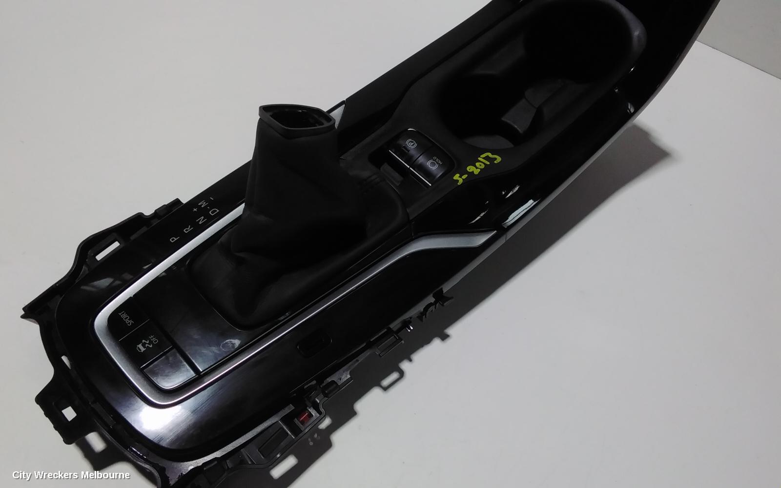 TOYOTA COROLLA GEAR STICK/SHIFTER, E210, 07/2018 ONWARDS