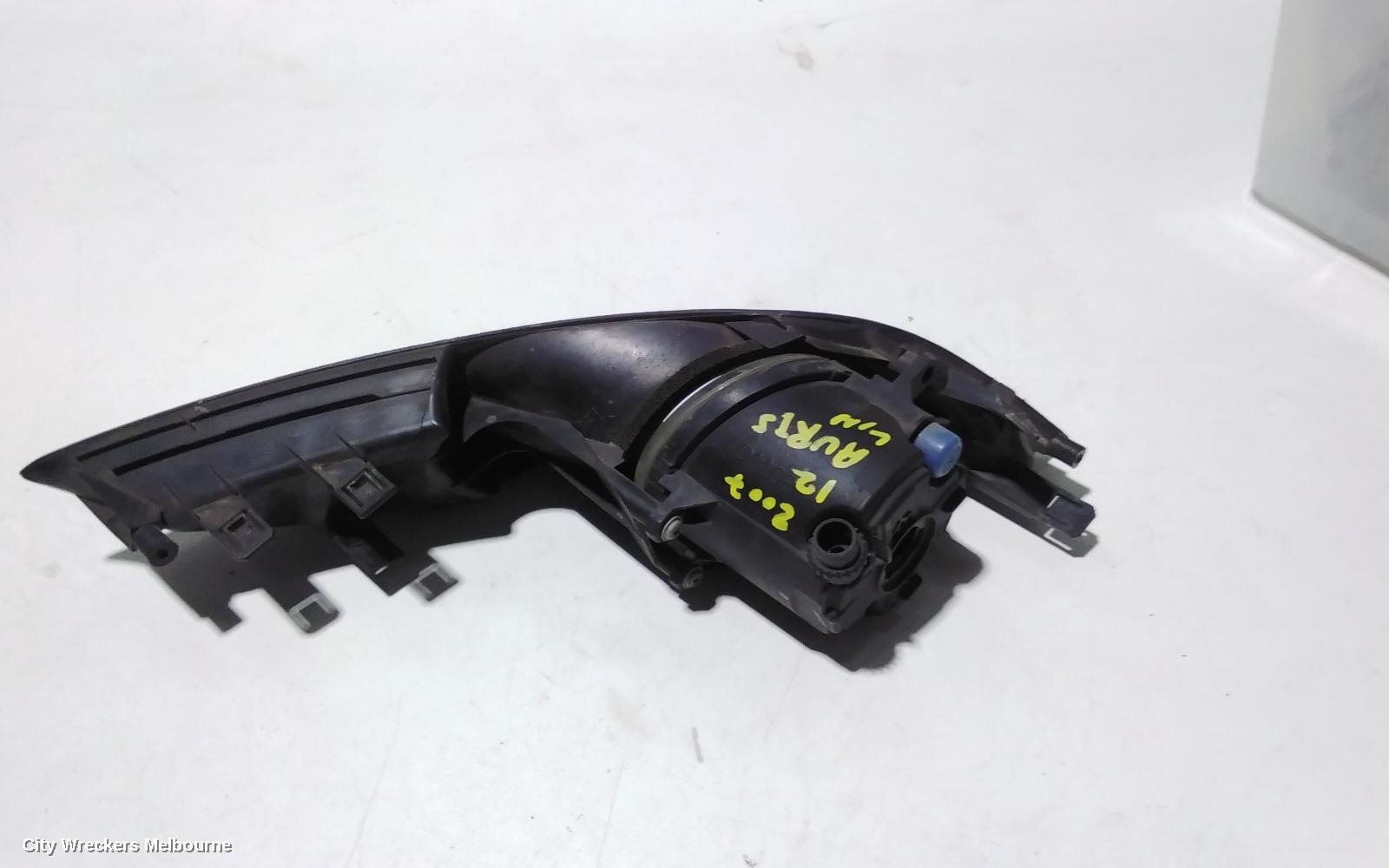 TOYOTA COROLLA LEFT INDICATOR/FOG/SIDE, BUMPER FOGLAMP, ZRE152R, HATCH, 03/2007 - 10/2009