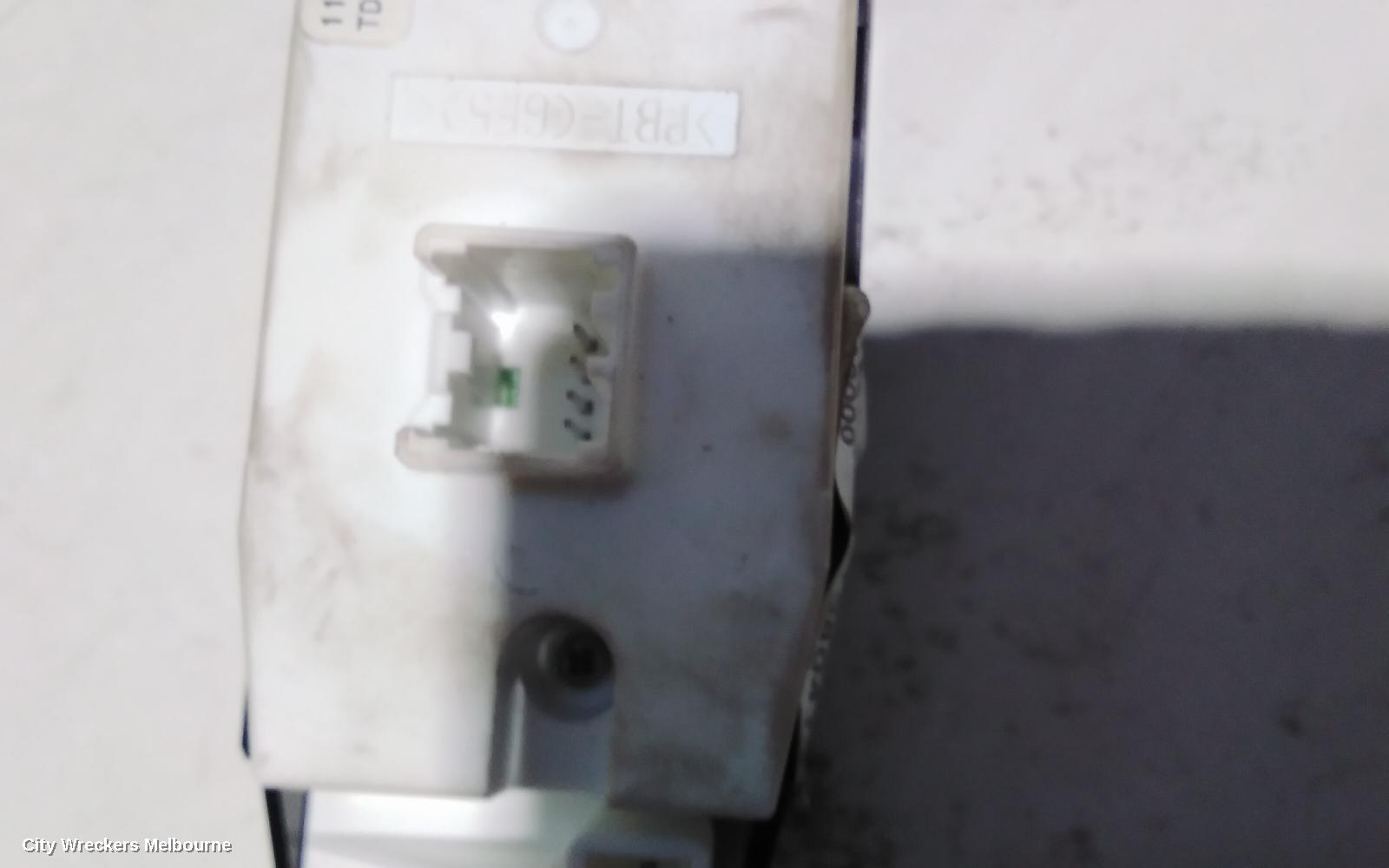 MAZDA CX9 PWR DR WIND SWITCH, RH FRONT (MASTER SWITCH), TB, P/N TD8466350, (8 PIN MIRROR SWITCH PLUG), 12/2007 - 12/2015