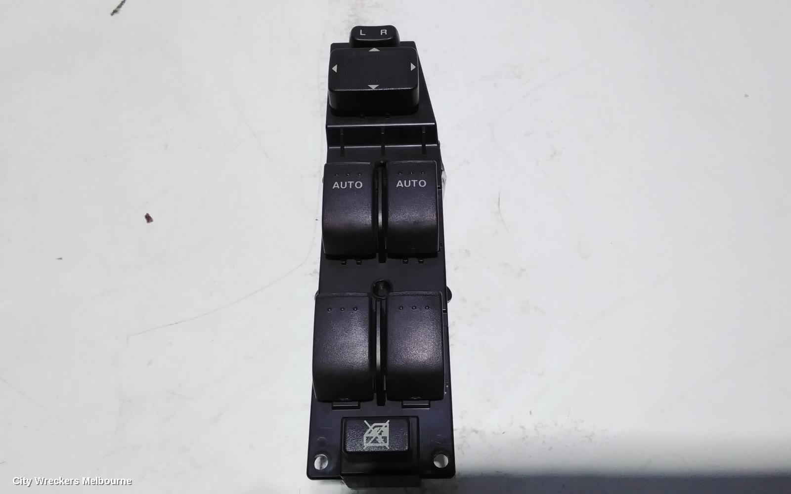 MAZDA CX9 PWR DR WIND SWITCH, RH FRONT (MASTER SWITCH), TB, P/N TD8466350, (8 PIN MIRROR SWITCH PLUG), 12/2007 - 12/2015