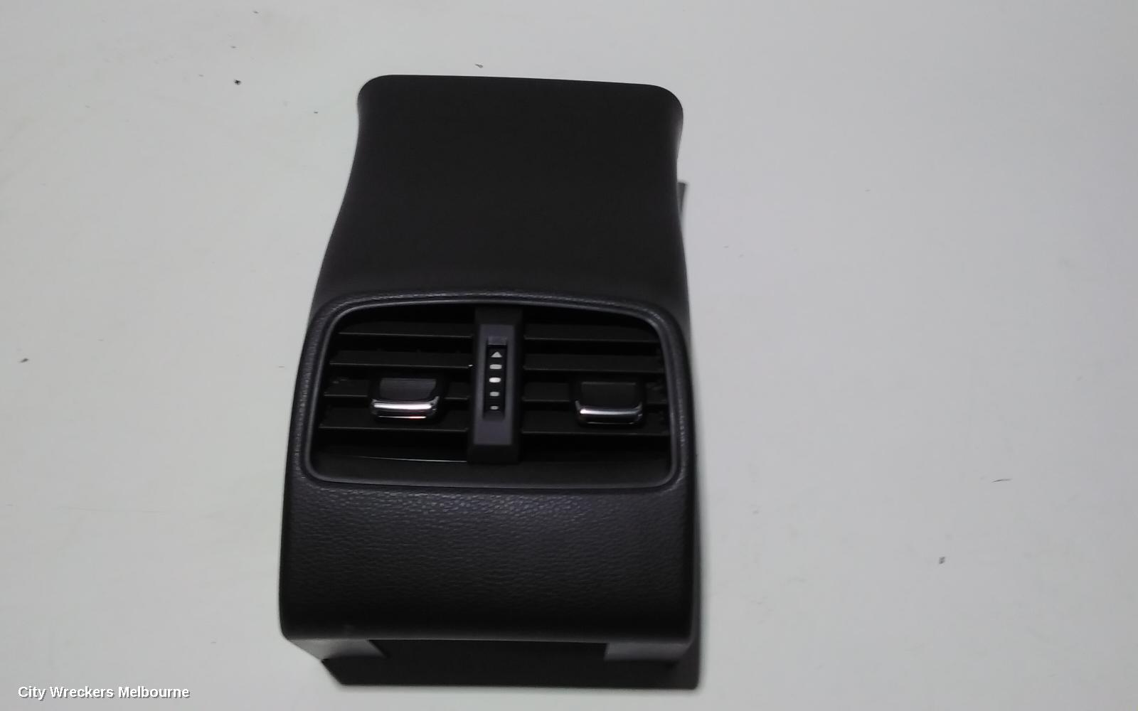 TOYOTA COROLLA, E210, 07/2018 ONWARDS, CONSOL AIRVENT: 90643