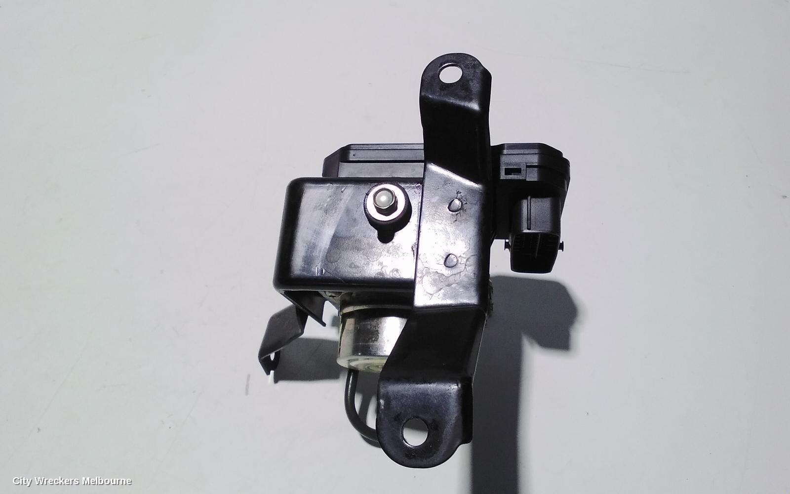 MITSUBISHI TRITON ABS PUMP/MODULATOR, MQ, P/N 4670A975, 04/2015 - 10/2018