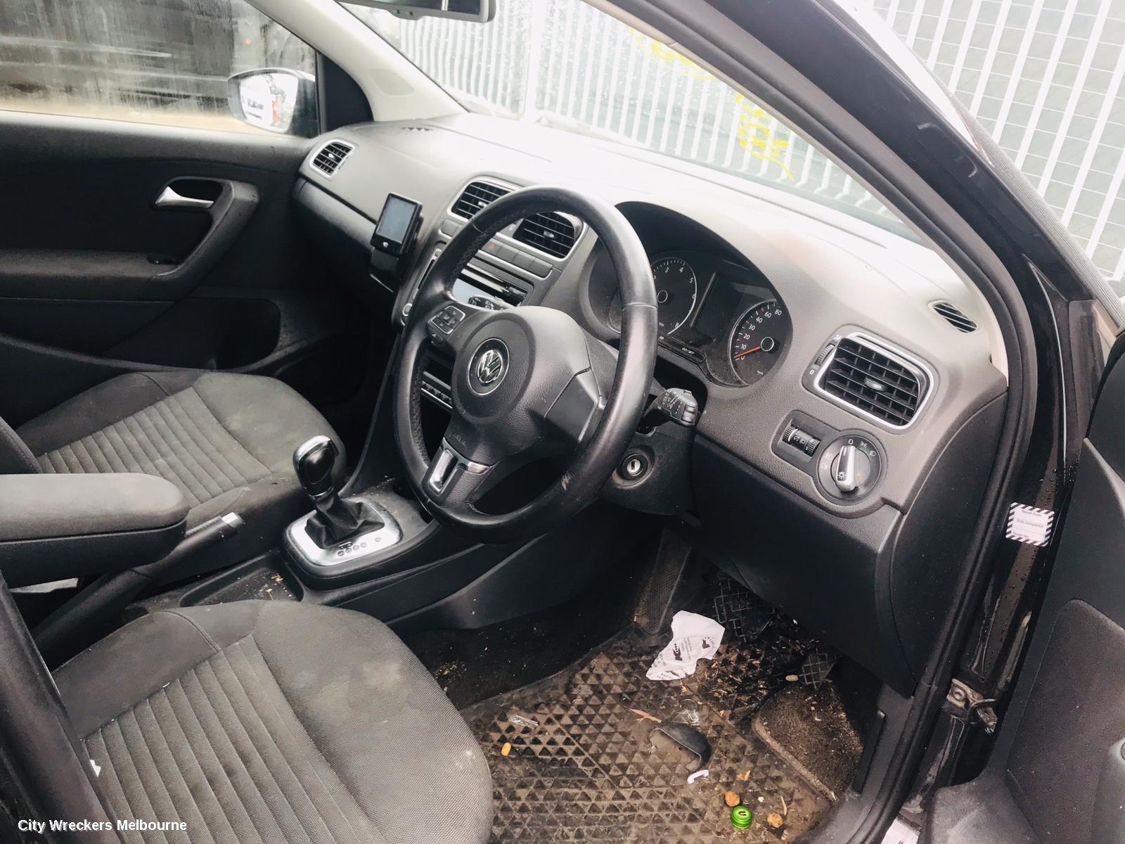 VOLKSWAGEN POLO RADIO/CD/DVD/SAT/TV, SINGLE DISC CD PLAYER (RCD310), 6R, 05/2010 - 09/2017