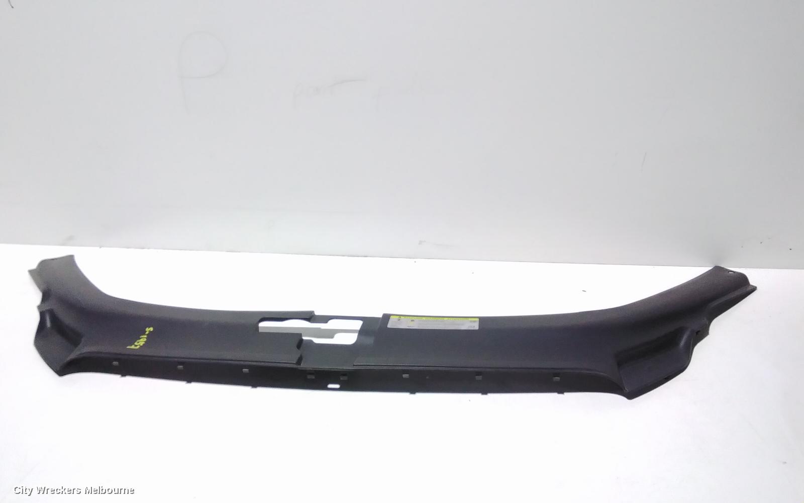 AUDI Q7, 4L, 09/2006 - 08/2015, 4L0 807 081 BSIGHT SHIELD: 90721