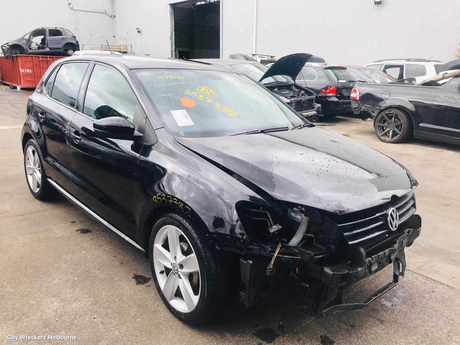 VOLKSWAGEN POLO RADIO/CD/DVD/SAT/TV, SINGLE DISC CD PLAYER (RCD310), 6R, 05/2010 - 09/2017