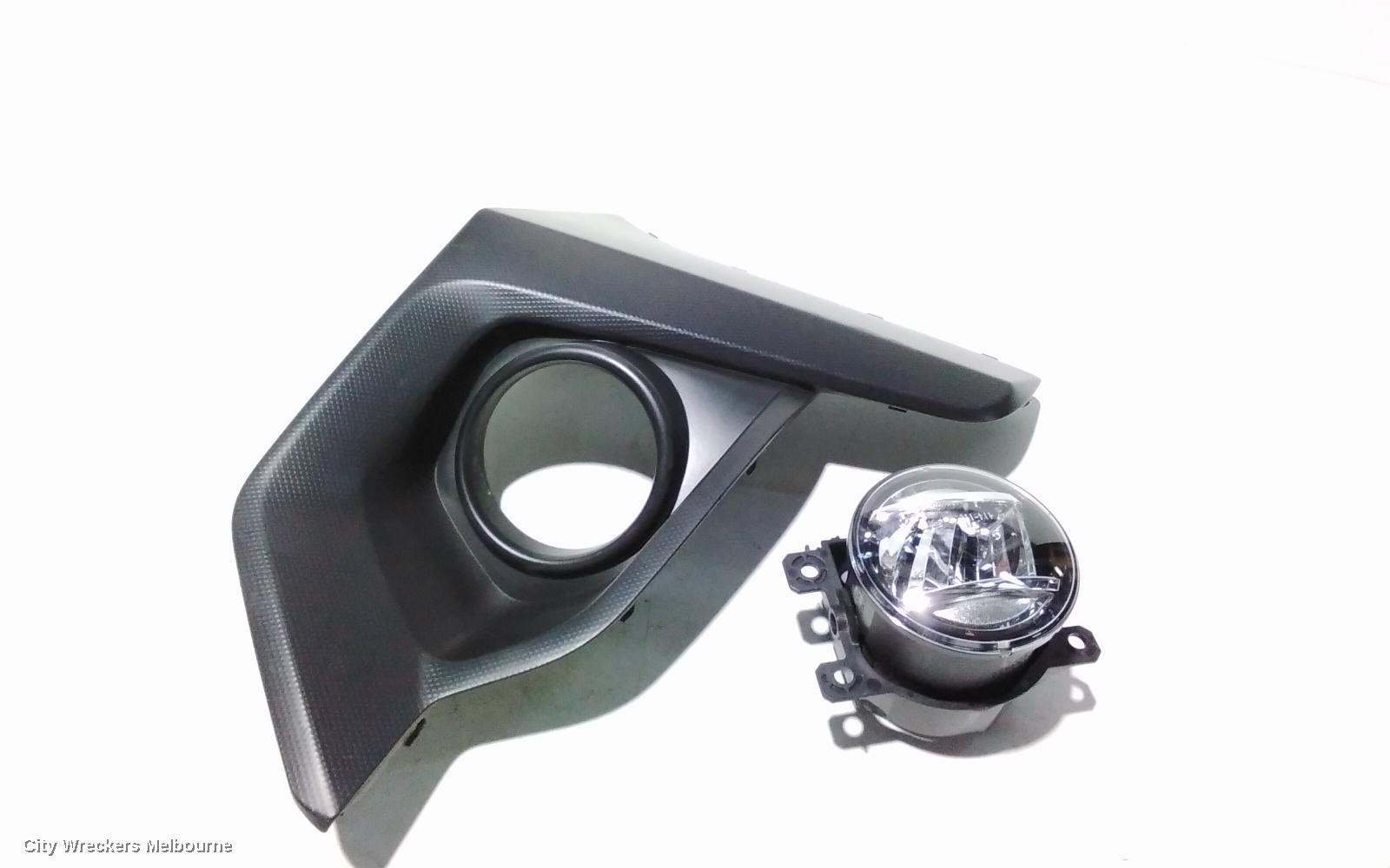 SUBARU XV RIGHT INDICATOR/FOG/SIDE, BUMPER FOGLAMP, G5X, LED TYPE, 05/2017 ONWARDS