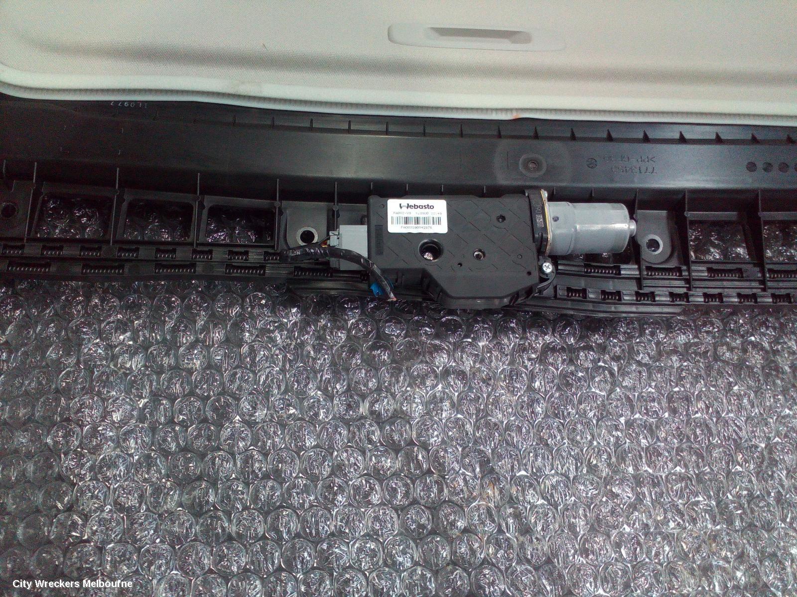 SUBARU XV ROOF GLASS/SUNROOF/T, G5X, 03/2017 - 06/2023