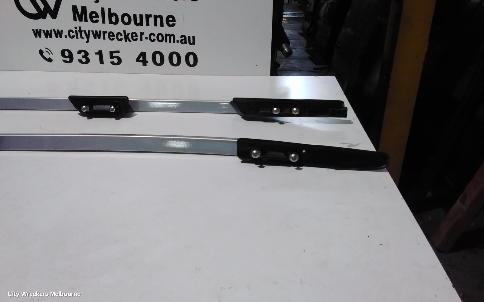 SUBARU XV ROOF RAIL