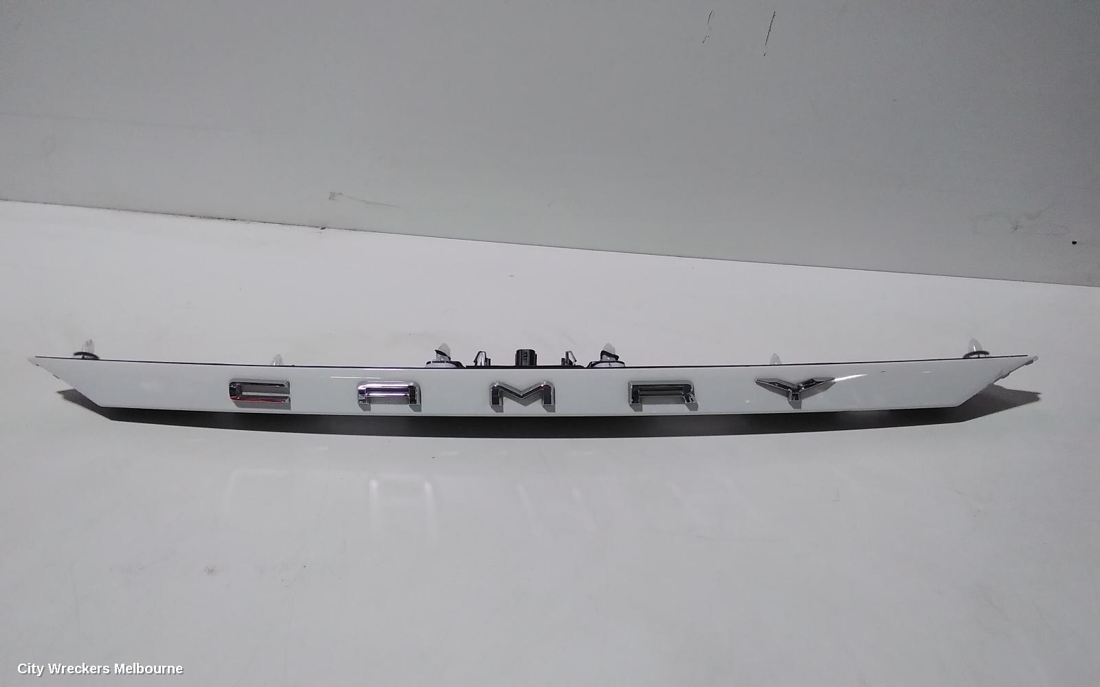 TOYOTA CAMRY REAR GARNISH, BOOTLID GARNISH, XV70, 09/2017 ONWARDS