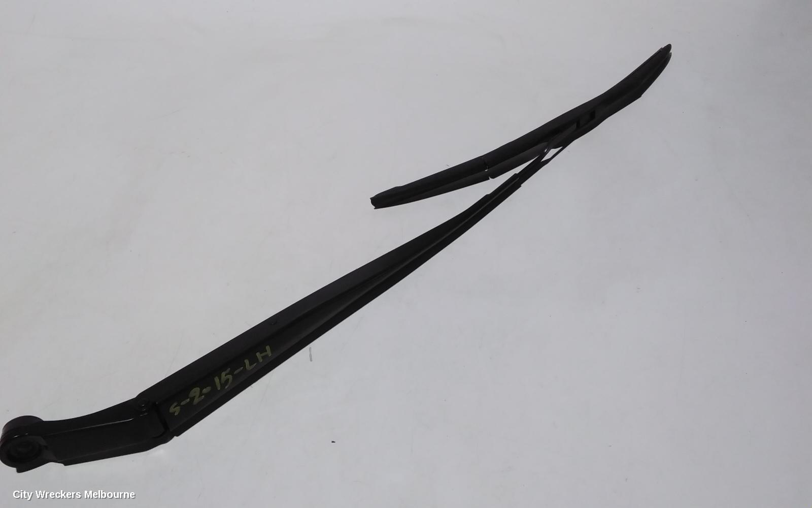 TOYOTA CAMRY WIPER ARM, XV70, FRONT (LH SIDE), 09/2017 - 05/2024