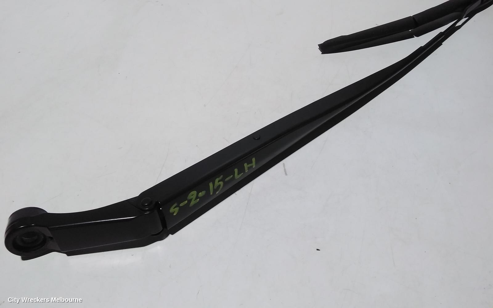 TOYOTA CAMRY WIPER ARM, XV70, FRONT (LH SIDE), 09/2017 - 05/2024