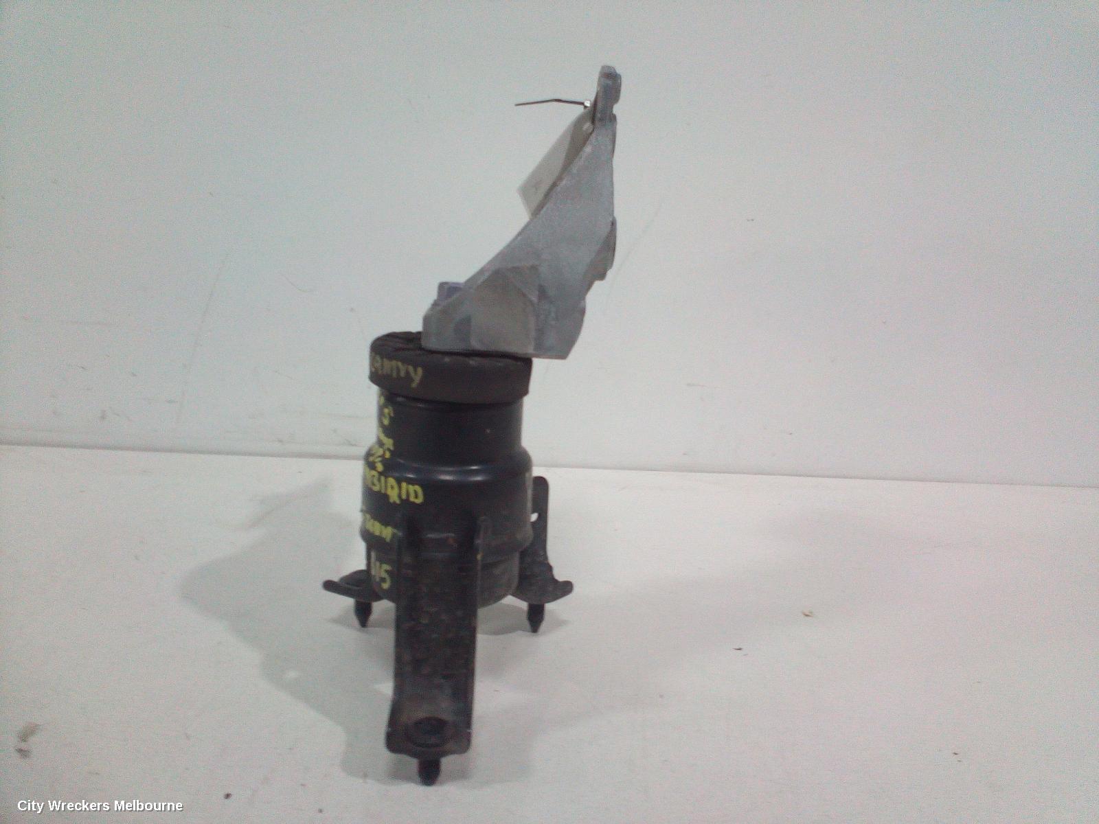 TOYOTA CAMRY MOUNT, XV70, 09/2017 - 05/2024