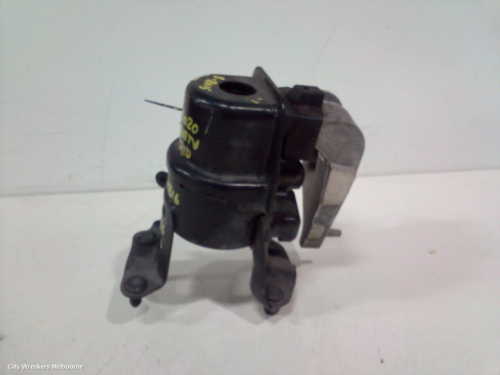 TOYOTA CAMRY MOUNT, XV70, 09/2017 - 05/2024