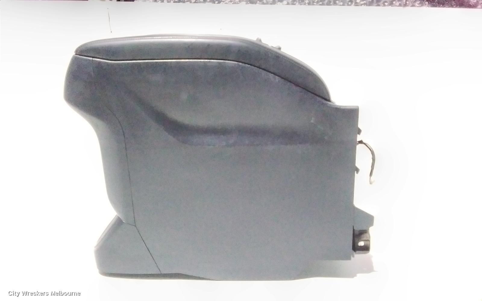 TOYOTA KLUGER CONSOLE, XU50 SERIES, BLACK, 03/2014 - 02/2021