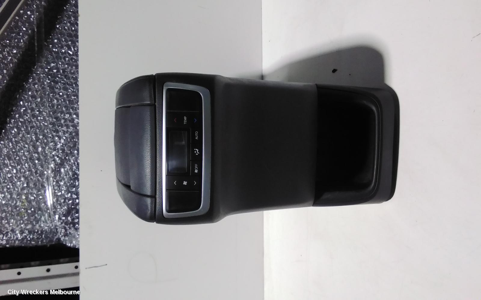 TOYOTA KLUGER CONSOLE, XU50 SERIES, BLACK, 03/2014 - 02/2021