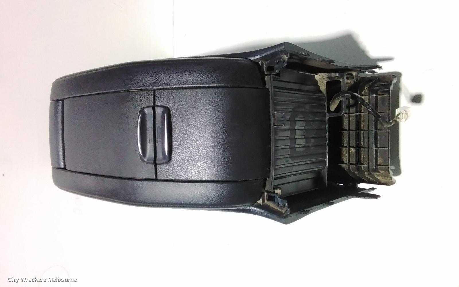 TOYOTA KLUGER CONSOLE, XU50 SERIES, BLACK, 03/2014 - 02/2021