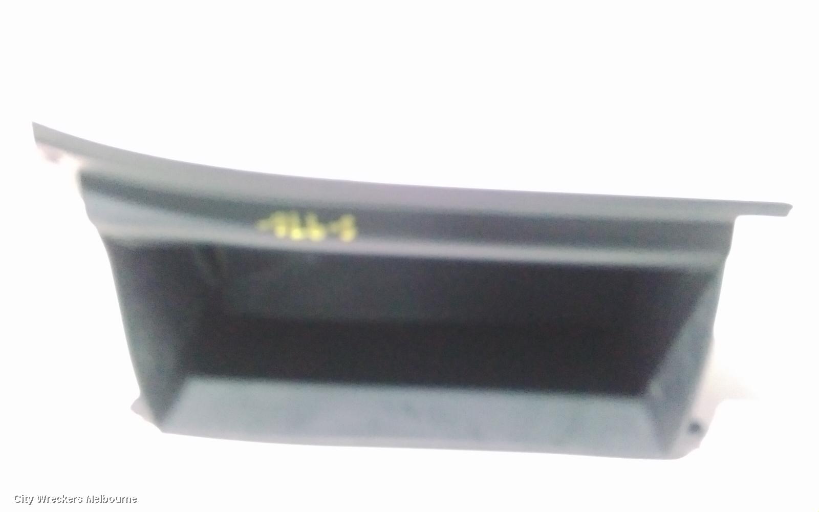 TOYOTA KLUGER GLOVE BOX, XU50 SERIES, 03/2014 - 02/2021