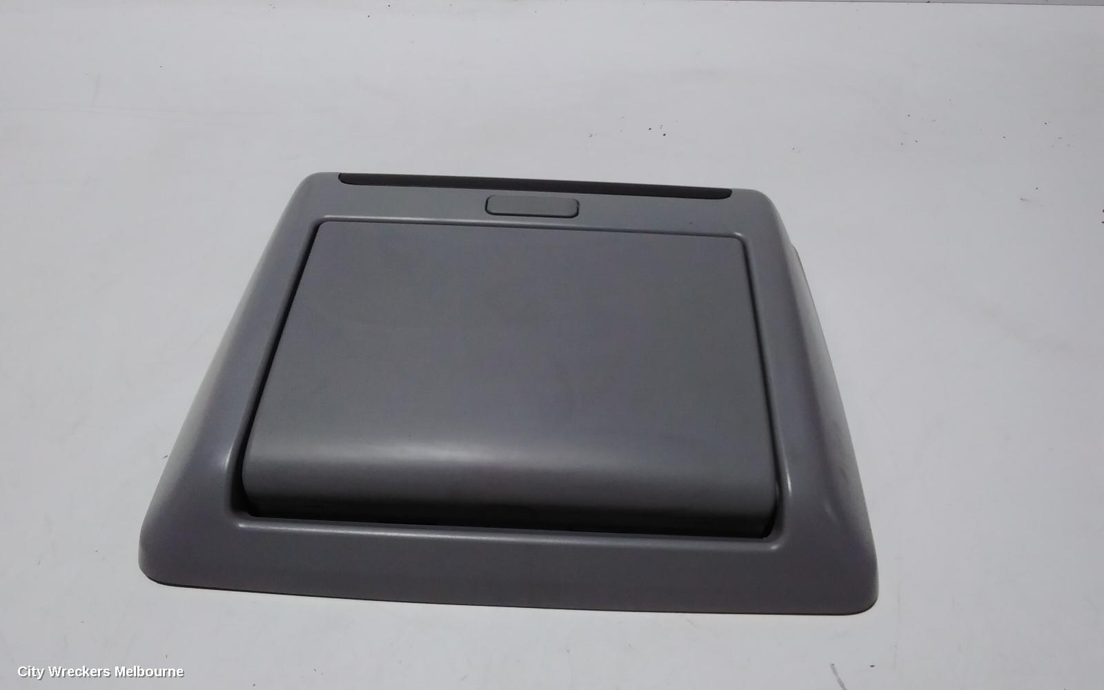 TOYOTA KLUGER RADIO/CD/DVD/SAT/TV, ROOF MOUNT DVD PLAYER, GSU50/GSU55, 12/2013 - 02/2021
