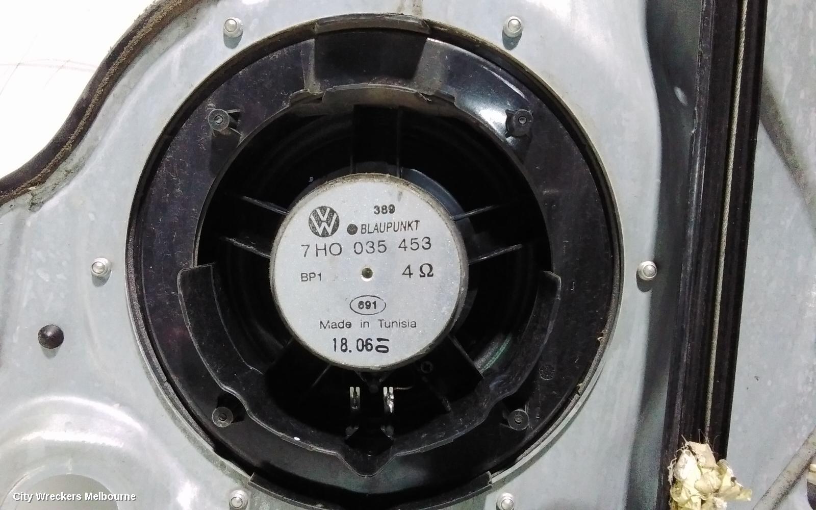 VOLKSWAGEN TRANSPORTER RIGHT FRONT WINDOW REG/MOTOR, T5, POWER, 03/2010 - 06/2015