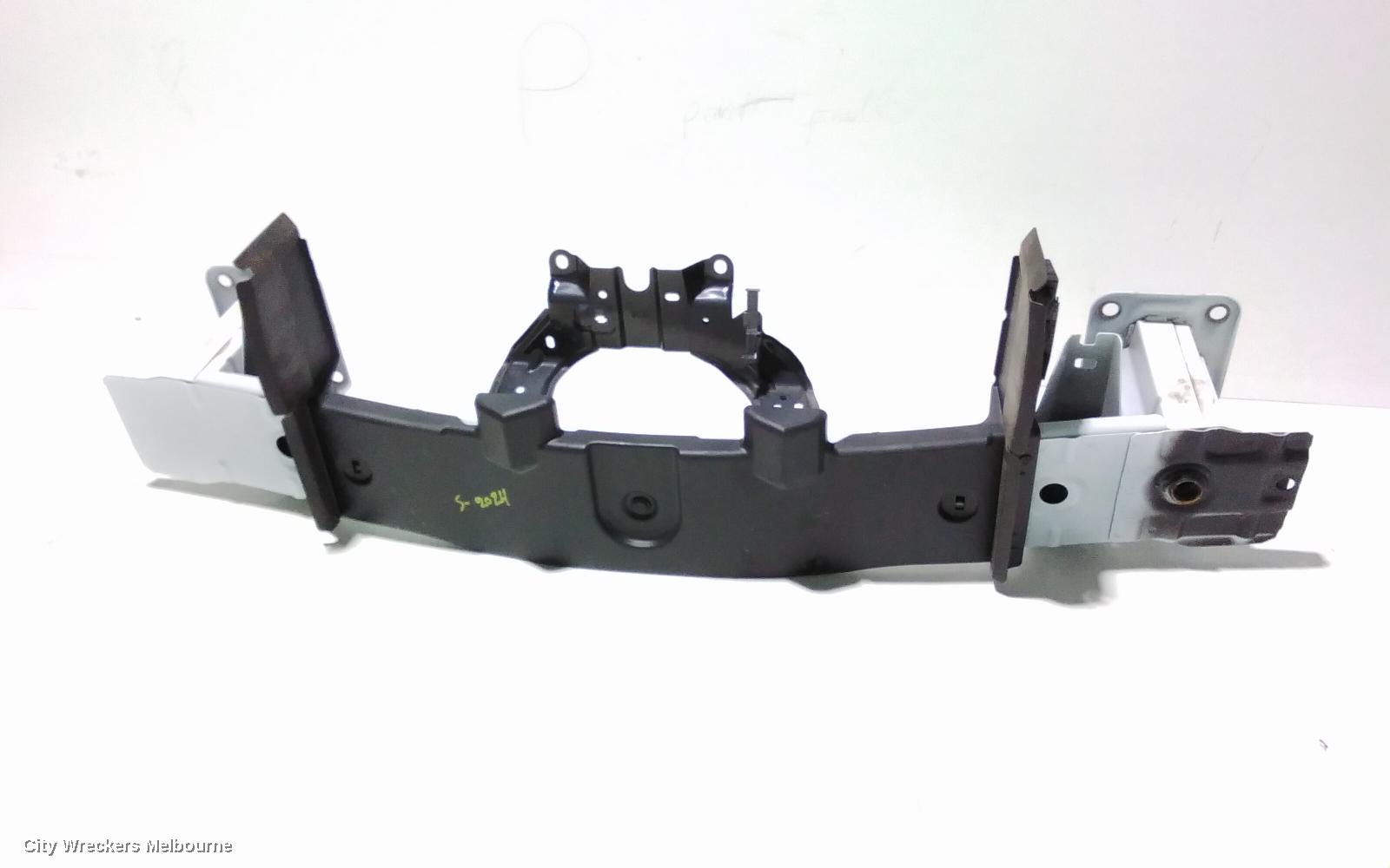 MAZDA CX30 F/BAR REINFORC/BRACK, MAIN REINFORCEMENT, DM, 10/2019 ONWARDS