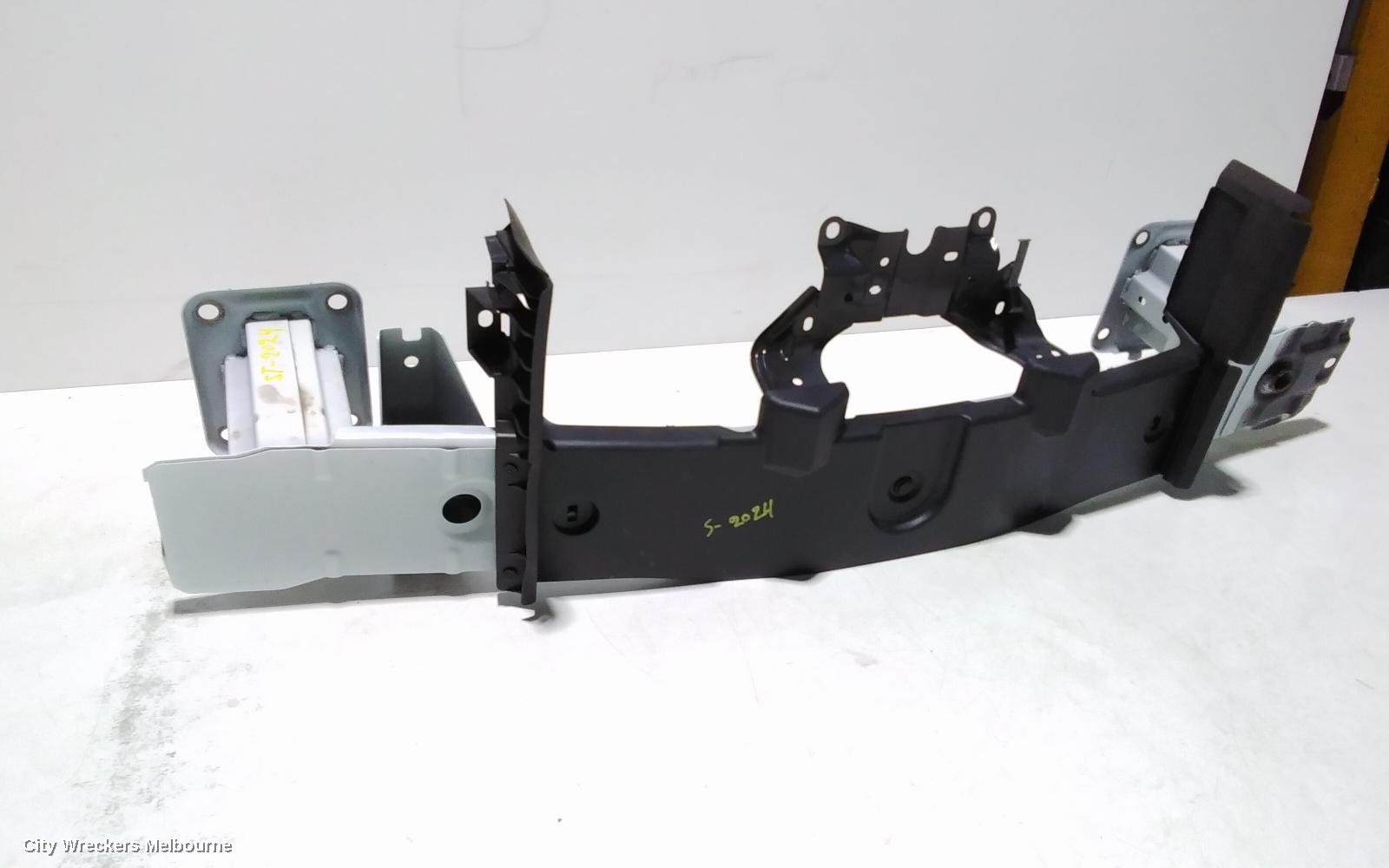MAZDA CX30 F/BAR REINFORC/BRACK, MAIN REINFORCEMENT, DM, 10/2019 ONWARDS