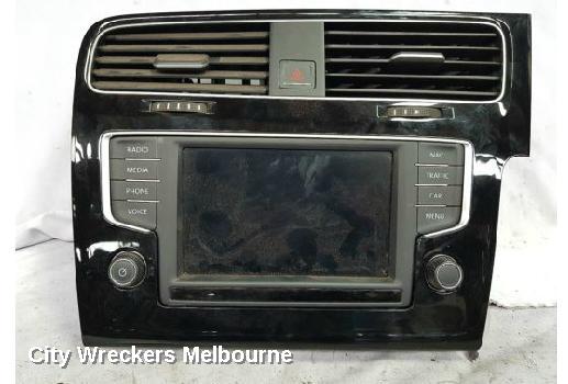 VOLKSWAGEN GOLF RADIO/CD/DVD/SAT/TV, SAT NAV TOUCHSCREEN, GEN 7, 03/2013 - 03/2017