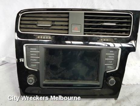 VOLKSWAGEN GOLF RADIO/CD/DVD/SAT/TV, SAT NAV TOUCHSCREEN, GEN 7, 03/2013 - 03/2017