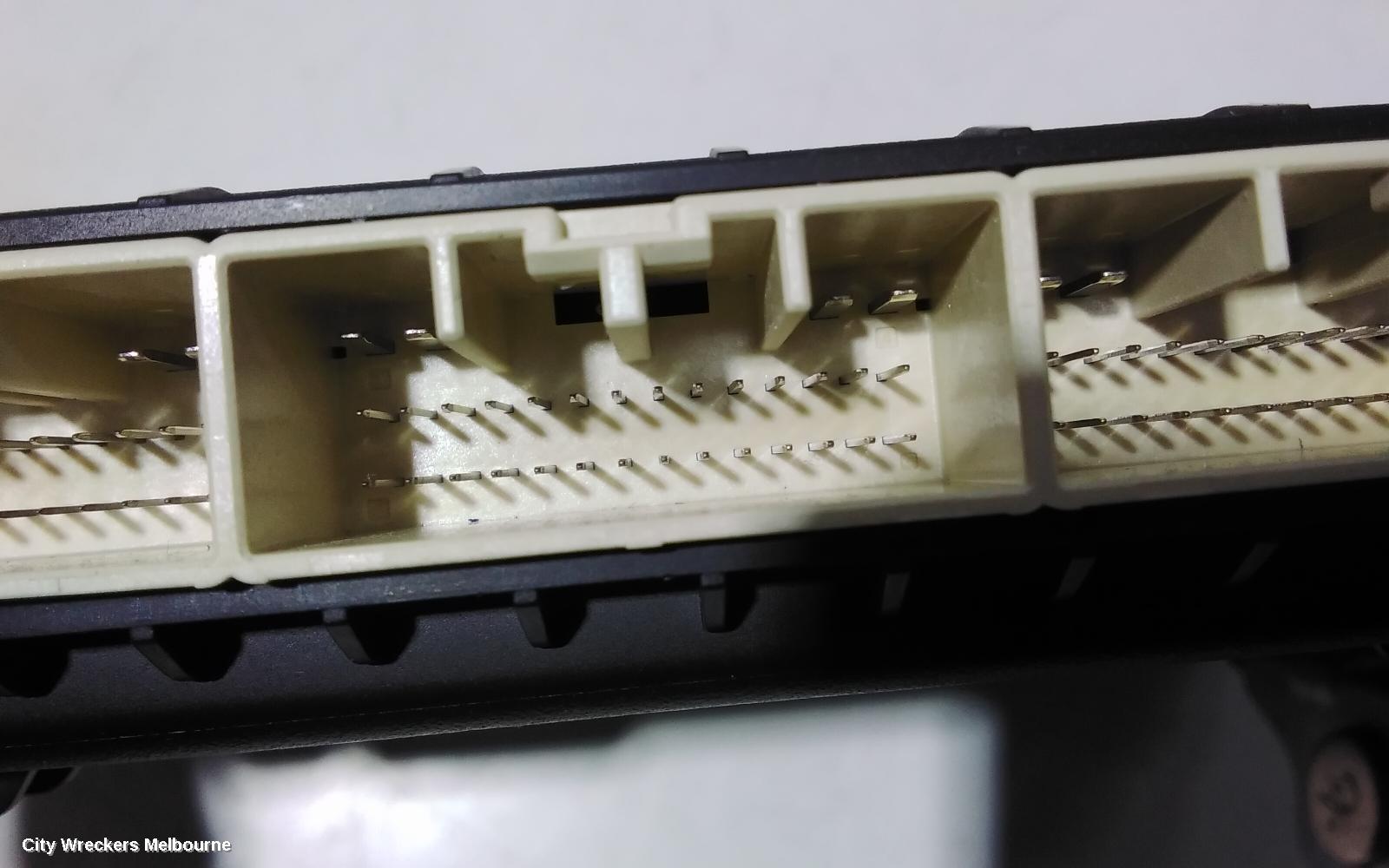 HYUNDAI SANTA FE, TM, 03/2018 - 10/2023, UNIT ASSY - IBU - 95400S1FA0: 91072