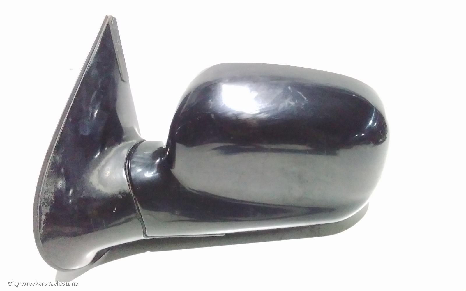 HYUNDAI SANTA FE LEFT DOOR MIRROR, SM, POWER, BLACK, 11/2000 - 11/2005