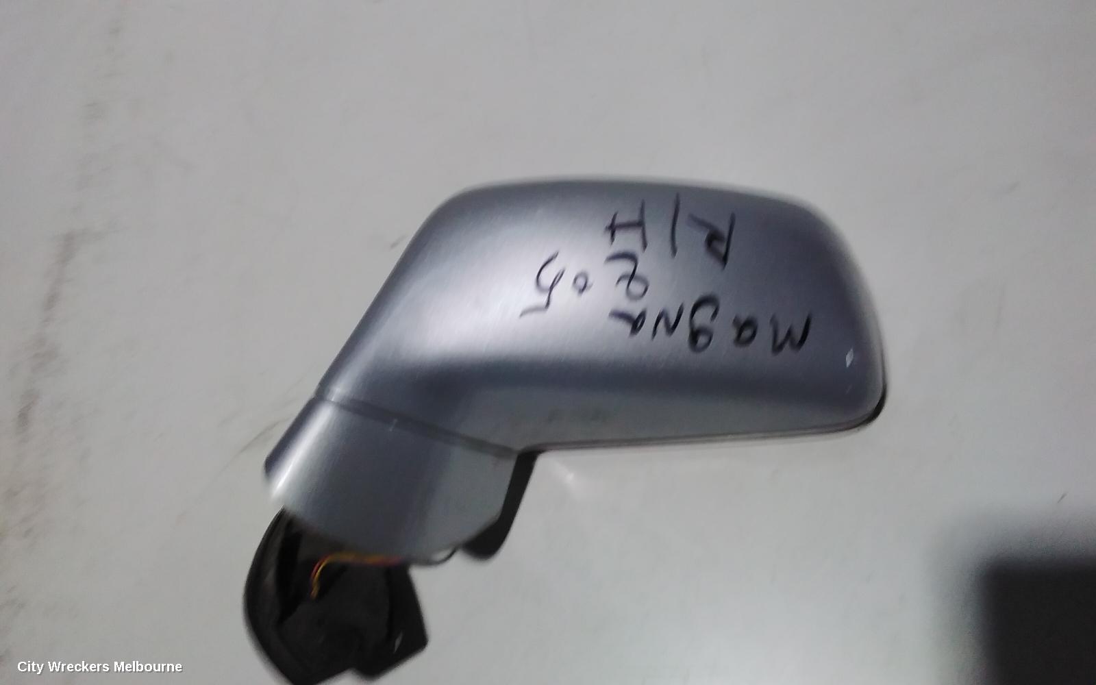 MITSUBISHI MAGNA LEFT DOOR MIRROR, TL-TW, POWER, COLOUR CODED, 07/2003 - 08/2005