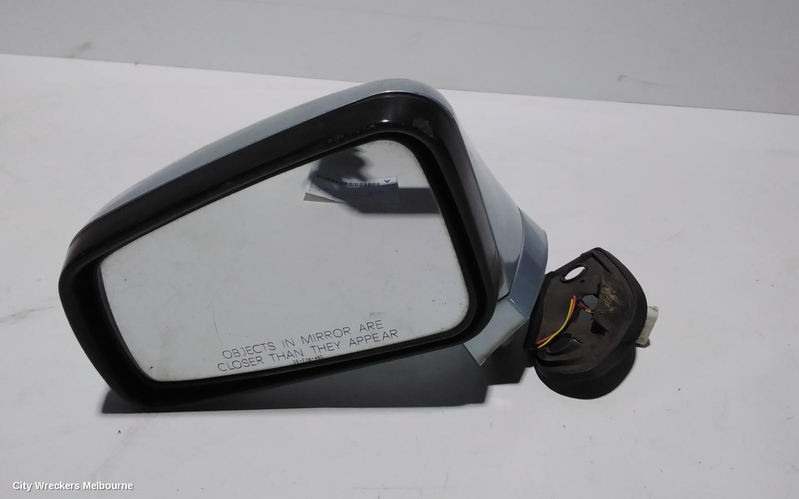 MITSUBISHI MAGNA LEFT DOOR MIRROR, TL-TW, POWER, COLOUR CODED, 07/2003 - 08/2005