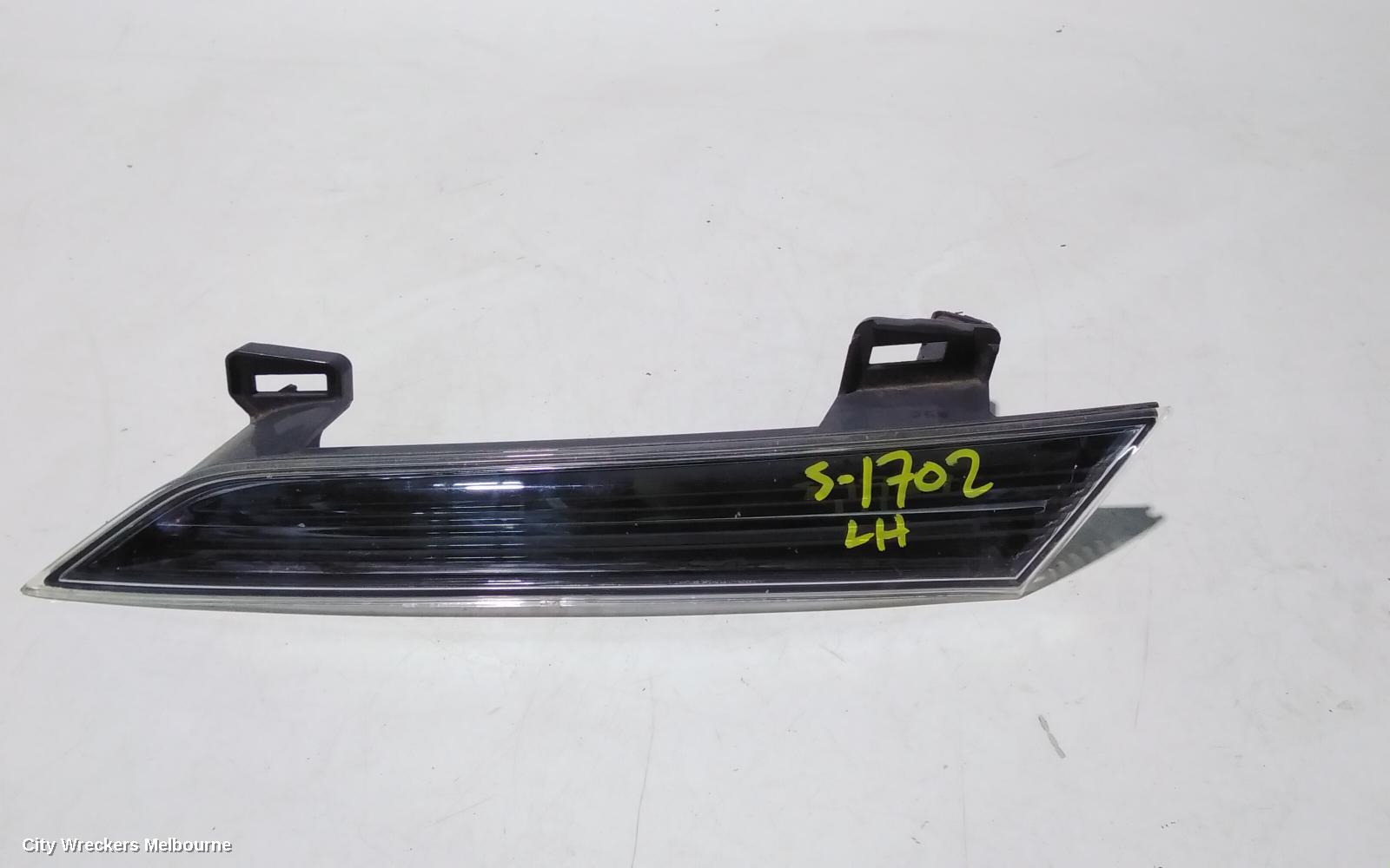 NISSAN MURANO LEFT INDICATOR/FOG/SIDE, HEADLAMP GARNISH (CENTRE), Z51, 12/2008 - 12/2014