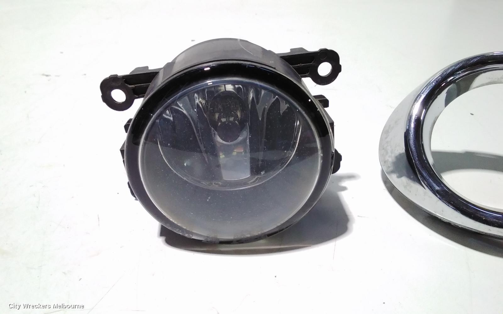FORD FOCUS RIGHT INDICATOR/FOG/SIDE, BUMPER FOGLAMP, LW, TREND/SPORT/TITANIUM, 05/2011 - 08/2015