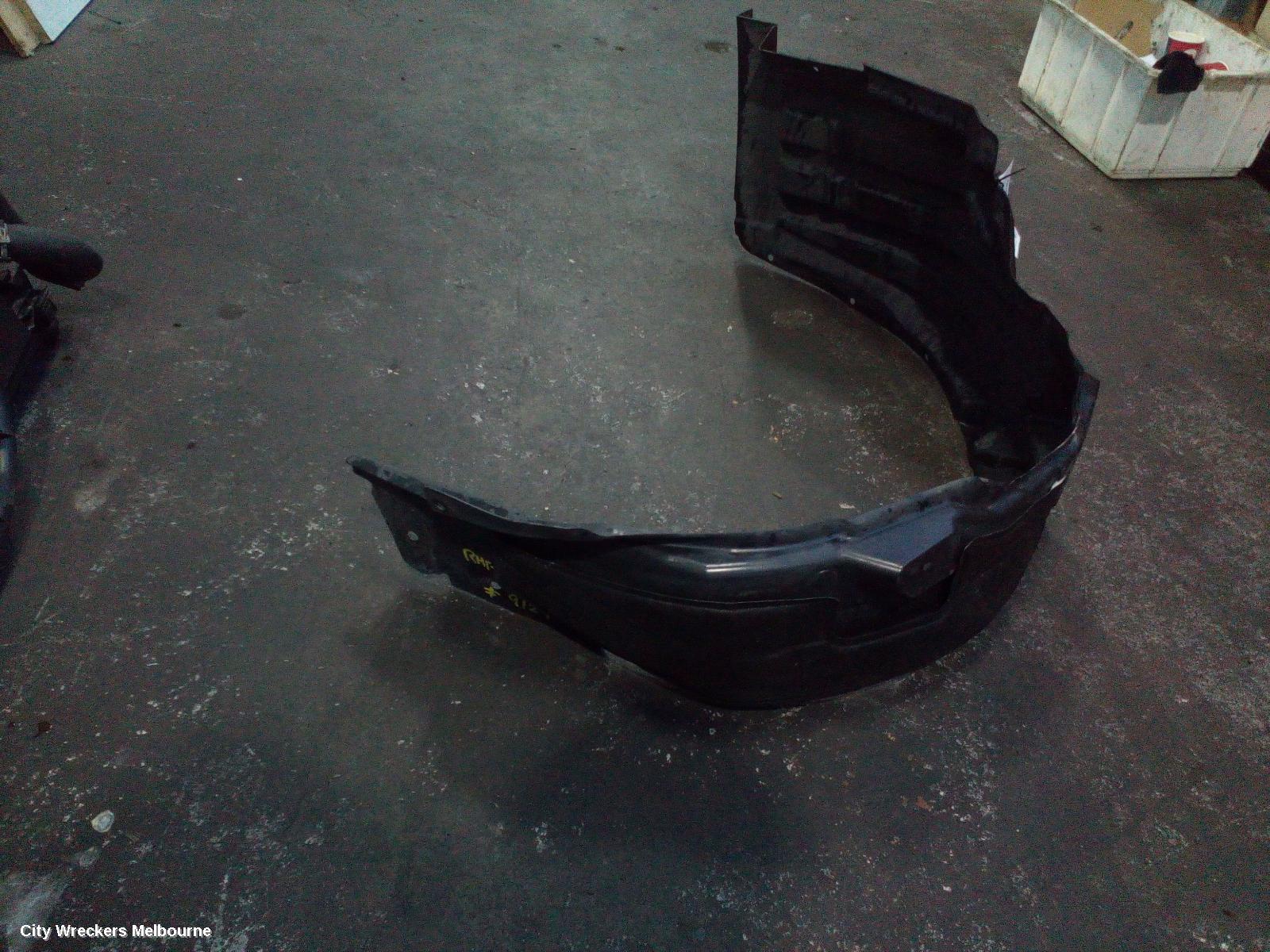 MITSUBISHI OUTLANDER RIGHT GUARD LINER, ZJ, 10/2012 - 02/2014