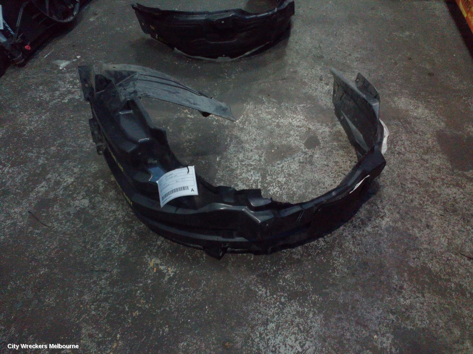 MITSUBISHI OUTLANDER LEFT GUARD LINER, ZJ, 10/2012 - 02/2014