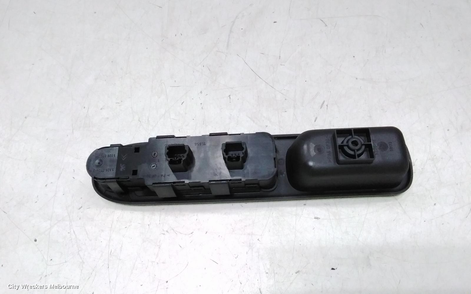 PEUGEOT 307 PWR DR WIND SWITCH, RH FRONT (MASTER SWITCH), WAGON, T6, 10/2005 - 12/2008
