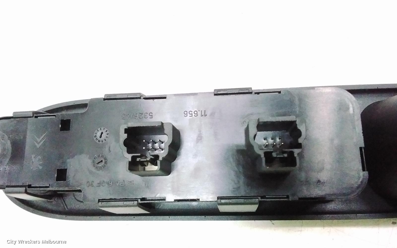 PEUGEOT 307 PWR DR WIND SWITCH, RH FRONT (MASTER SWITCH), WAGON, T6, 10/2005 - 12/2008