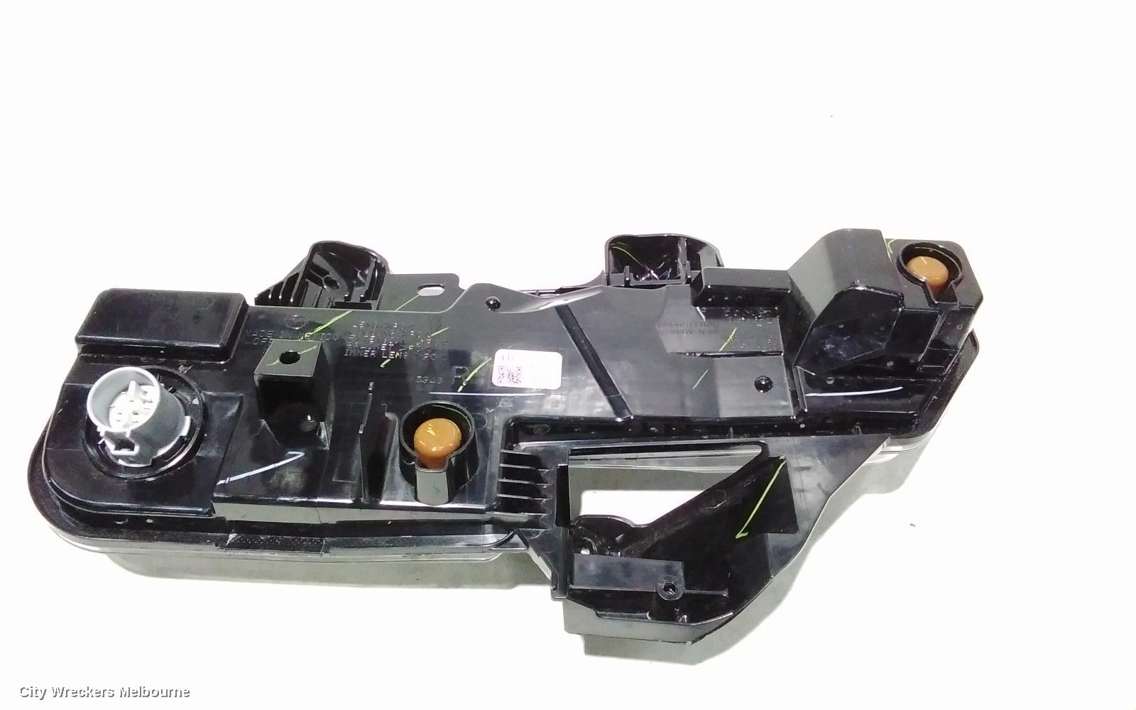 MAZDA CX30 RIGHT INDICATOR/FOG/SIDE, DAYTIME RUNNING LAMP, DM, 10/2019 ONWARDS