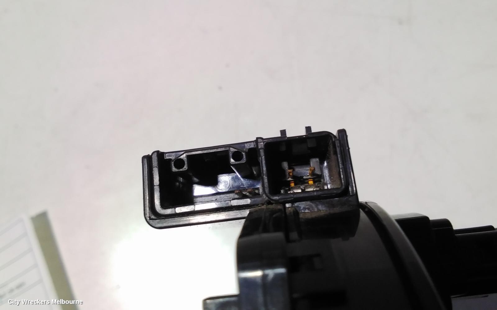 TOYOTA HIACE AIRBAG MODULE/SENSOR, CLOCKSPRING, TRH/KDH, 03/2005 - 01/2014