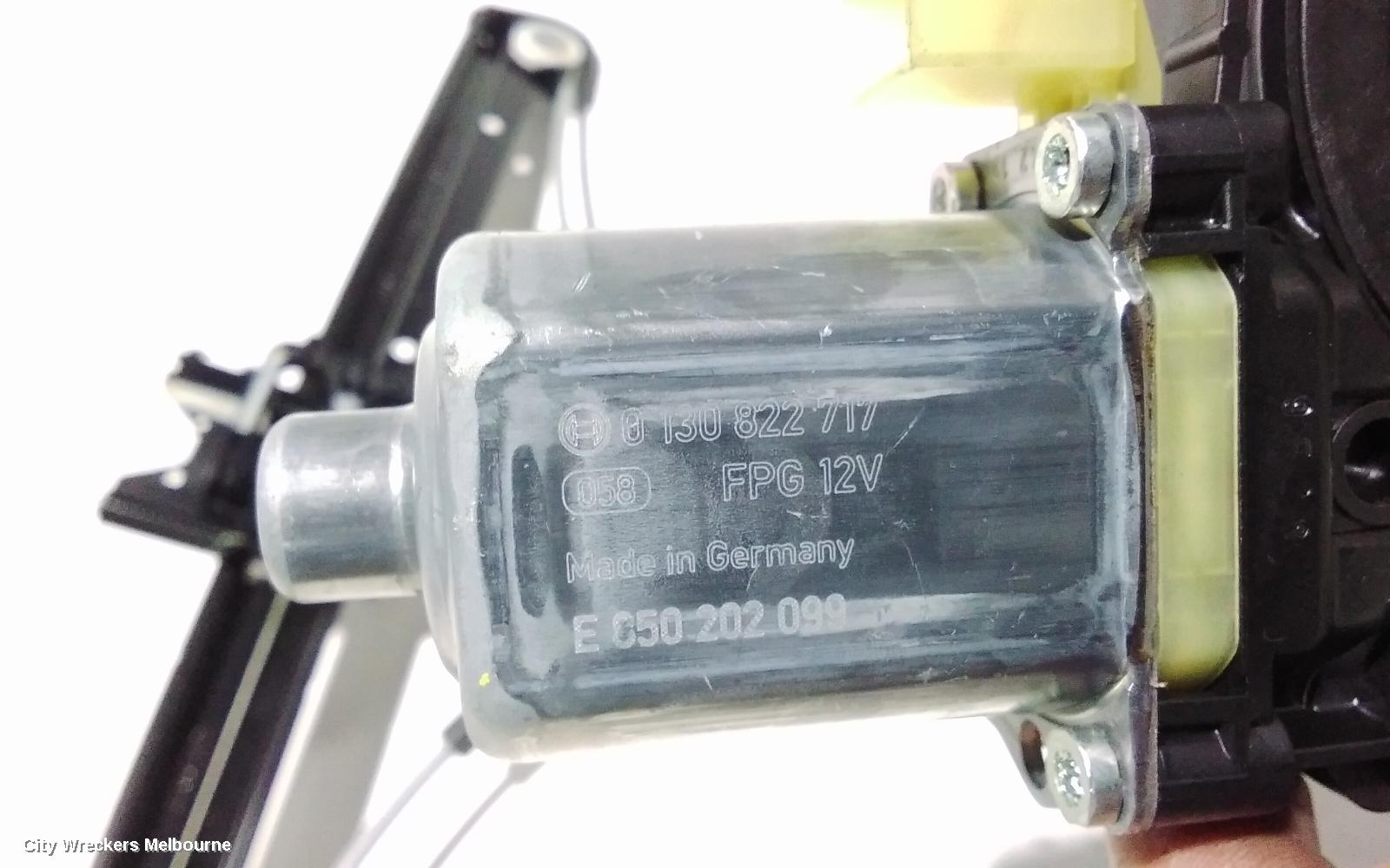 AUDI A3 RIGHT FRONT WINDOW REG/MOTOR, 8V, 4DR SEDAN, 10/2013 - 10/2020