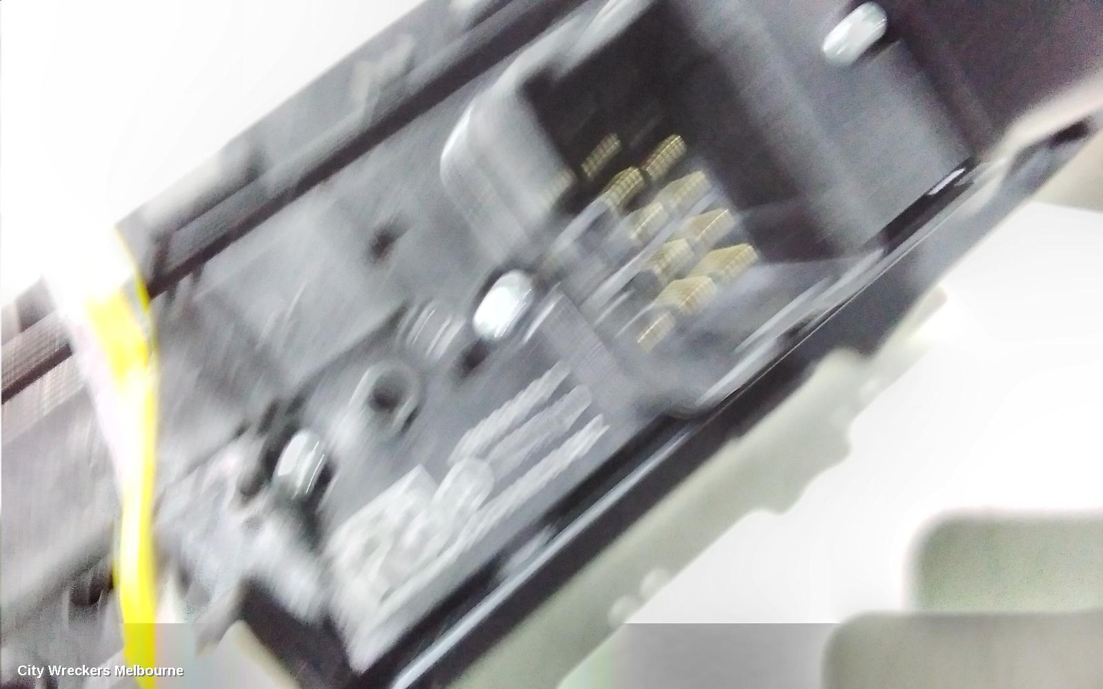 MITSUBISHI OUTLANDER PWR DR WIND SWITCH, RH FRONT (MASTER SWITCH), ZJ, 10/2012 - 03/2015
