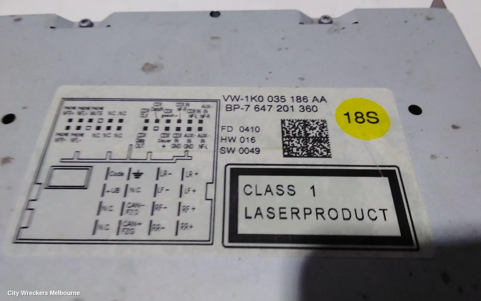 VOLKSWAGEN AMAROK RADIO/CD/DVD/SAT/TV, DISPLAY & HEAD UNIT (RCD310), 2H, 12/2010 - 09/2016