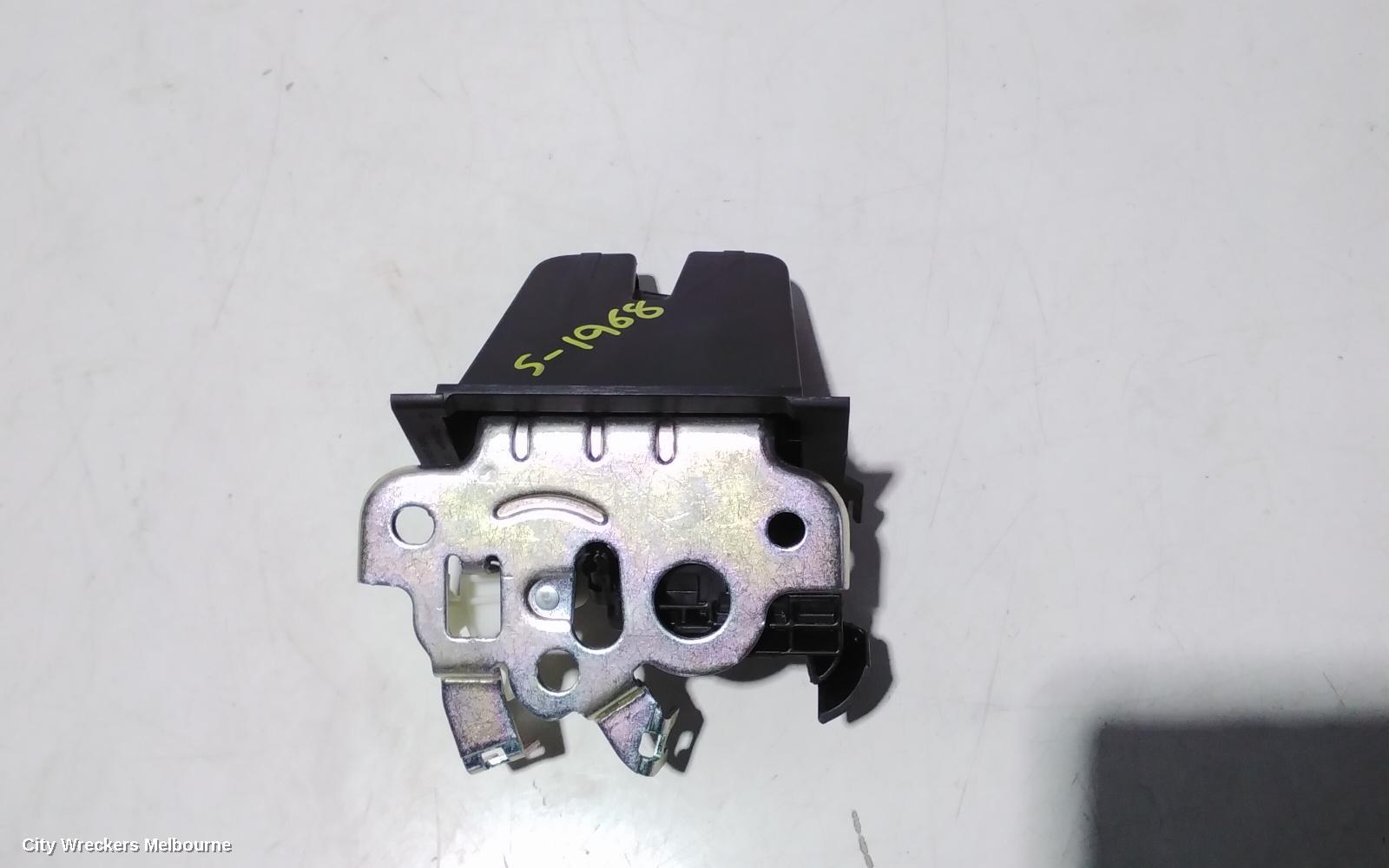 SKODA OCTAVIA DOOR/BOOT/GATE LOCK, TAILGATE LOCK, NE, LIFTBACK SEDAN/WAGON, 11/2013 - 09/2020