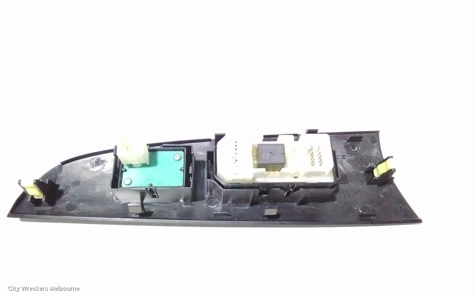 LEXUS IS250/IS250C PWR DR WIND SWITCH, IS250, LH FRONT, SEDAN, GSE20R, 11/2005 - 09/2008