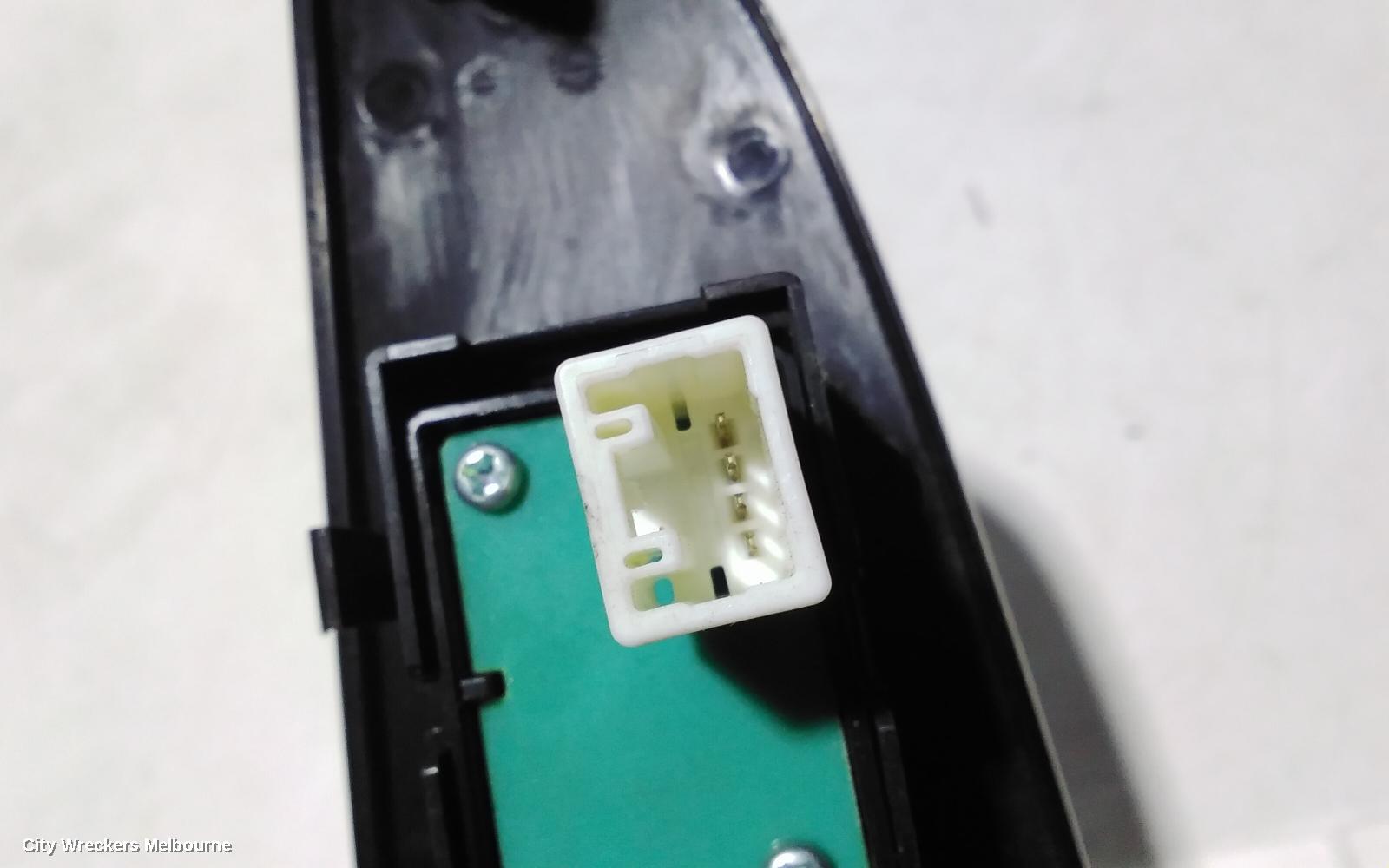 LEXUS IS250/IS250C PWR DR WIND SWITCH, IS250, LH FRONT, SEDAN, GSE20R, 11/2005 - 09/2008